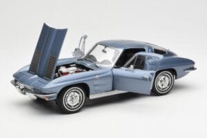 Chevrolet Corvette C2 Siniharmaa Metallic AUTOart 1:18 71182 Metalli — kuva 2 / 8
