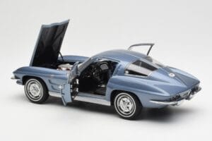 Chevrolet Corvette C2 Siniharmaa Metallic AUTOart 1:18 71182 Metalli — kuva 5 / 8