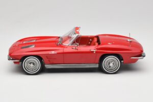Chevrolet Corvette C2 Sting Ray Avoauto Riverside Red Norev 1:18 189056 Metalli — kuva 3 / 6