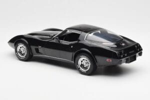 Chevrolet Corvette C3 Musta UT Models 1:18 21071 Metalli — kuva 7 / 8