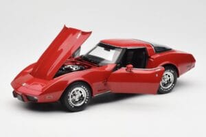 Chevrolet Corvette C3 Punainen UT Models 1:18 21073 Metalli — kuva 2 / 8