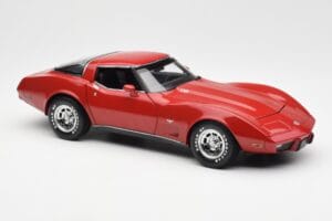Chevrolet Corvette C3 Punainen UT Models 1:18 21073 Metalli — kuva 6 / 8