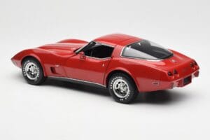 Chevrolet Corvette C3 Punainen UT Models 1:18 21073 Metalli — kuva 7 / 8