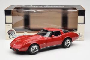 Chevrolet Corvette C3 Punainen UT Models 1:18 21073 Metalli — kuva 8 / 8