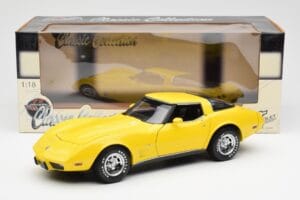 Chevrolet Corvette C3 Keltainen UT Models 1:18 21074 Metalli — kuva 8 / 8