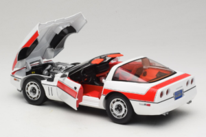 Chevrolet Corvette C4 A-Team Valkoinen GreenLight 1:18 13532 Metalli — kuva 5 / 8
