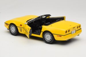 Chevrolet Corvette C4 Indianapolis 500 Pace Car Keltainen Greenlight 1:18 11801-06 Metalli — kuva 5 / 8
