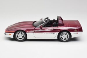 Chevrolet Corvette C4 Indy 500 Pace Car Maisto 1:18 56011 Metalli — kuva 4 / 8