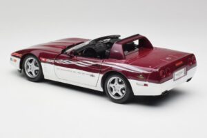 Chevrolet Corvette C4 Indy 500 Pace Car Maisto 1:18 56011 Metalli — kuva 7 / 8