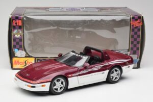 Chevrolet Corvette C4 Indy 500 Pace Car Maisto 1:18 56011 Metalli — kuva 8 / 8