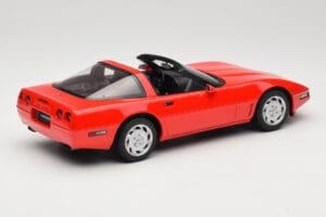 Chevrolet Corvette C4 Torch Red GT Spirit 1:18 GT537 Hartsi — kuva 2 / 6