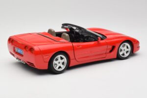 Chevrolet Corvette C5 Avoauto Punainen Bburago 1:18 3076 Metalli — kuva 3 / 8