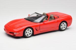 Chevrolet Corvette C5 Avoauto Punainen Bburago 1:18 3076 Metalli