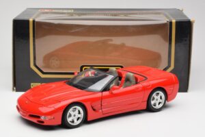 Chevrolet Corvette C5 Avoauto Punainen Bburago 1:18 3076 Metalli — kuva 8 / 8