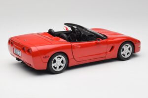 Chevrolet Corvette C5 Avoauto Torch Punainen Maisto 1:18 50318 Metalli — kuva 3 / 8
