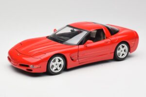 Chevrolet Corvette C5 Punainen Bburago 1:18 3066 Metalli