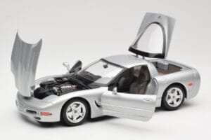 Chevrolet Corvette C5 Hopea Bburago 1:18 3056 Metalli — kuva 2 / 8