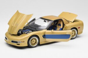 Chevrolet Corvette C5 Guldstrand Signature Edition Kulta Maisto 1:18 31657 Metalli — kuva 2 / 8