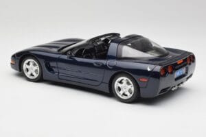 Chevrolet Corvette C5 Nassau Sininen Bburago 1:18 30166 Metalli — kuva 7 / 8