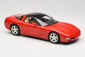 Chevrolet Corvette C5 Targa Punainen UT Models 1:18 21001 Metalli — kuva 6 / 8