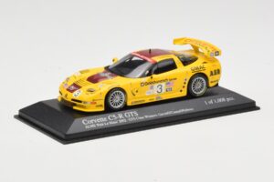 Chevrolet Corvette C5-R #3 R. Fellows / J. O'Connell / O. Gavin ALMS Petit Le Mans 2002 Minichamps 1:43 400021493 Metalli — kuva 2 / 4