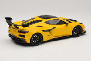 Chevrolet Corvette C8 ZR1 Keltainen GT Spirit 1:18 GT528 Hartsi — kuva 2 / 6
