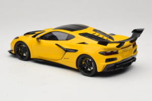 Chevrolet Corvette C8 ZR1 Keltainen GT Spirit 1:18 GT528 Hartsi — kuva 5 / 6