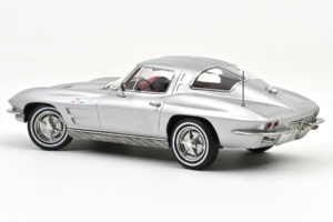 Chevrolet Corvette C2 Sting Ray Sebring Silver Norev 1:18 189052 Metalli — kuva 2 / 2