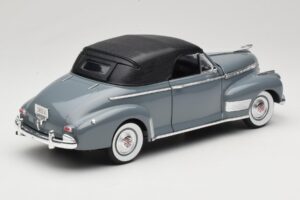 Chevrolet Deluxe Avoauto Pehmeällä Katolla Harmaa Eagles Race 1:18 7497276 Metalli — kuva 3 / 8