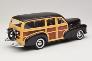 Chevrolet Fleetmaster Woody Musta Maisto 1:18 56043 Metalli — kuva 3 / 8