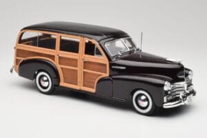 Chevrolet Fleetmaster Woody Musta & Wood Panels Maisto 1:18 43697545B Metalli — kuva 6 / 8
