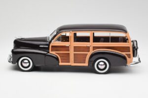 Chevrolet Fleetmaster Woody Ruskea Maisto 1:18 36854 Metalli — kuva 4 / 8