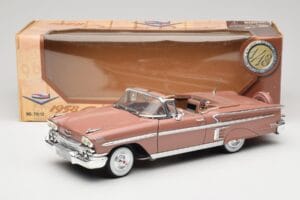 Chevrolet Impala Avoauto Ruskea Motormax 1:18 73112 Metalli — kuva 8 / 8