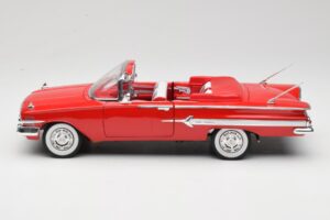 Chevrolet Impala Avoauto Punainen Welly 1:18 9864W Metalli — kuva 4 / 8