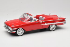 Chevrolet Impala Avoauto Punainen Welly 1:18 9864W Metalli