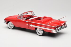 Chevrolet Impala Avoauto Punainen Welly 1:18 9864W Metalli — kuva 7 / 8
