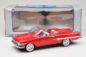 Chevrolet Impala Avoauto Punainen Welly 1:18 9864W Metalli — kuva 8 / 8