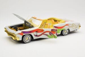 Chevrolet Impala Lowrider White Metallic Hot Wheels 1:18 27635 Metalli — kuva 2 / 8