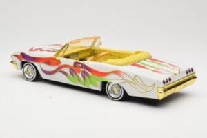 Chevrolet Impala Lowrider White Metallic Hot Wheels 1:18 27635 Metalli — kuva 7 / 8