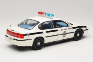 Chevrolet Impala Military Police Maisto 1:18 36611 Metalli — kuva 2 / 6