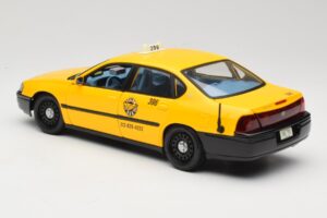 Chevrolet Impala Taxi Maisto 1:18 36617 Metalli — kuva 7 / 8