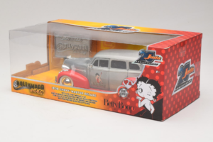 Chevrolet Master Deluxe Dark Silver Metallic Red Jada 1:24 253745012 Metalli — kuva 3 / 3