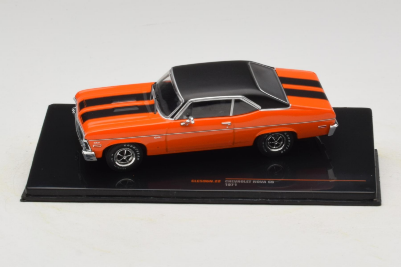 Chevrolet Nova SS Punainen IXO 1:43 CLC596N Metalli