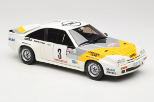Opel Manta 400 Group B Rally Tour de Corse 1984 Chevrolet G30 Huoltoautolla Otto 1:18 OT491 Hartsi — kuva 13 / 13