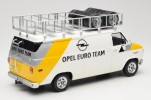 Opel Manta 400 Group B Rally Tour de Corse 1984 Chevrolet G30 Huoltoautolla Otto 1:18 OT491 Hartsi — kuva 5 / 13