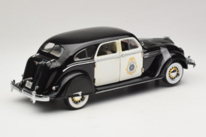 Chrysler Airflow Poliisiauto Signature Models 1:18 CCSM01 Metalli — kuva 2 / 6