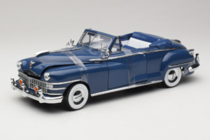 Chrysler New Yorker Sininen Signature Models 1:18 CT-68629 Metalli