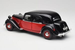 Citroen 15CV 6 Cyl Musta & Punainen Valmy Maisto 1:18 56009 Metalli — kuva 7 / 8
