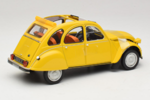 Citroen 2CV 6 Club Mimosa Yellow Norev 1:18 181496 Metalli — kuva 2 / 6