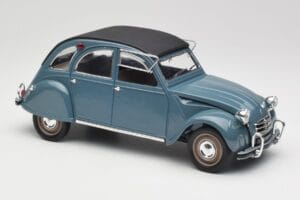 Citroen 2CV Bleu Nuit Solido 1:18 8028 Metalli — kuva 4 / 6